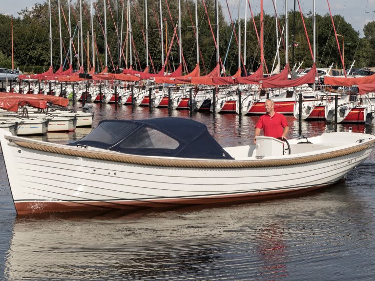 Rivercruise 26 sloop (12 people) — sport in Heeg