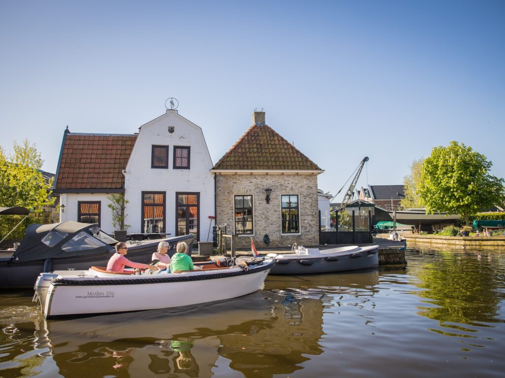 Maxima 550 sloop (5 persons) in Heeg